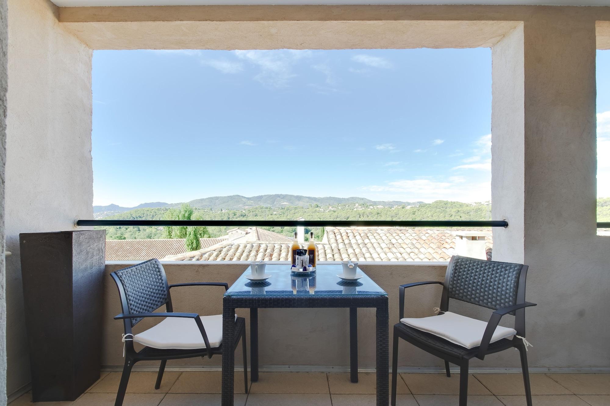 Royal Mougins Golf, Hotel & Spa De Luxe Exteriör bild