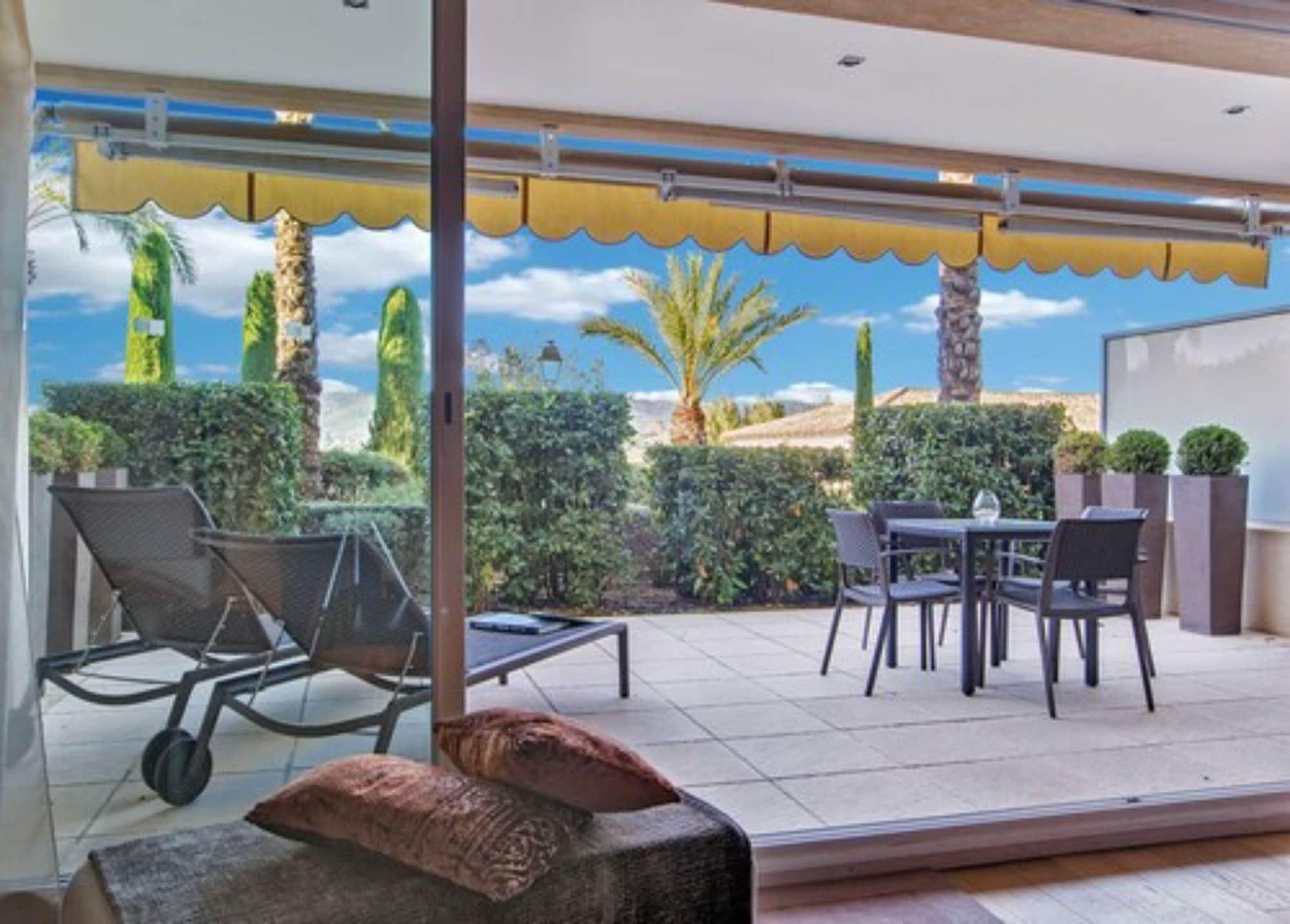 Royal Mougins Golf, Hotel & Spa De Luxe Exteriör bild