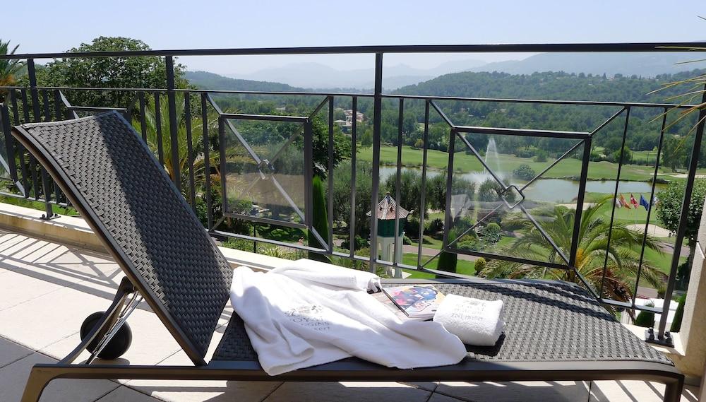 Royal Mougins Golf, Hotel & Spa De Luxe Exteriör bild