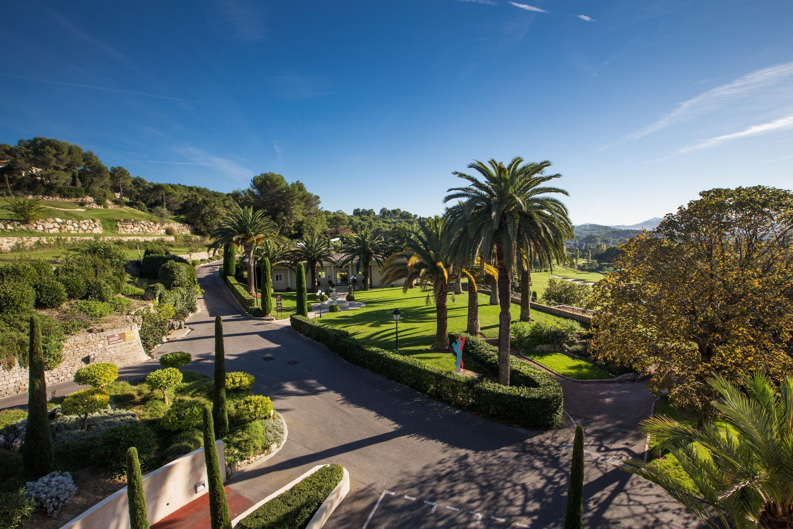 Royal Mougins Golf, Hotel & Spa De Luxe Exteriör bild