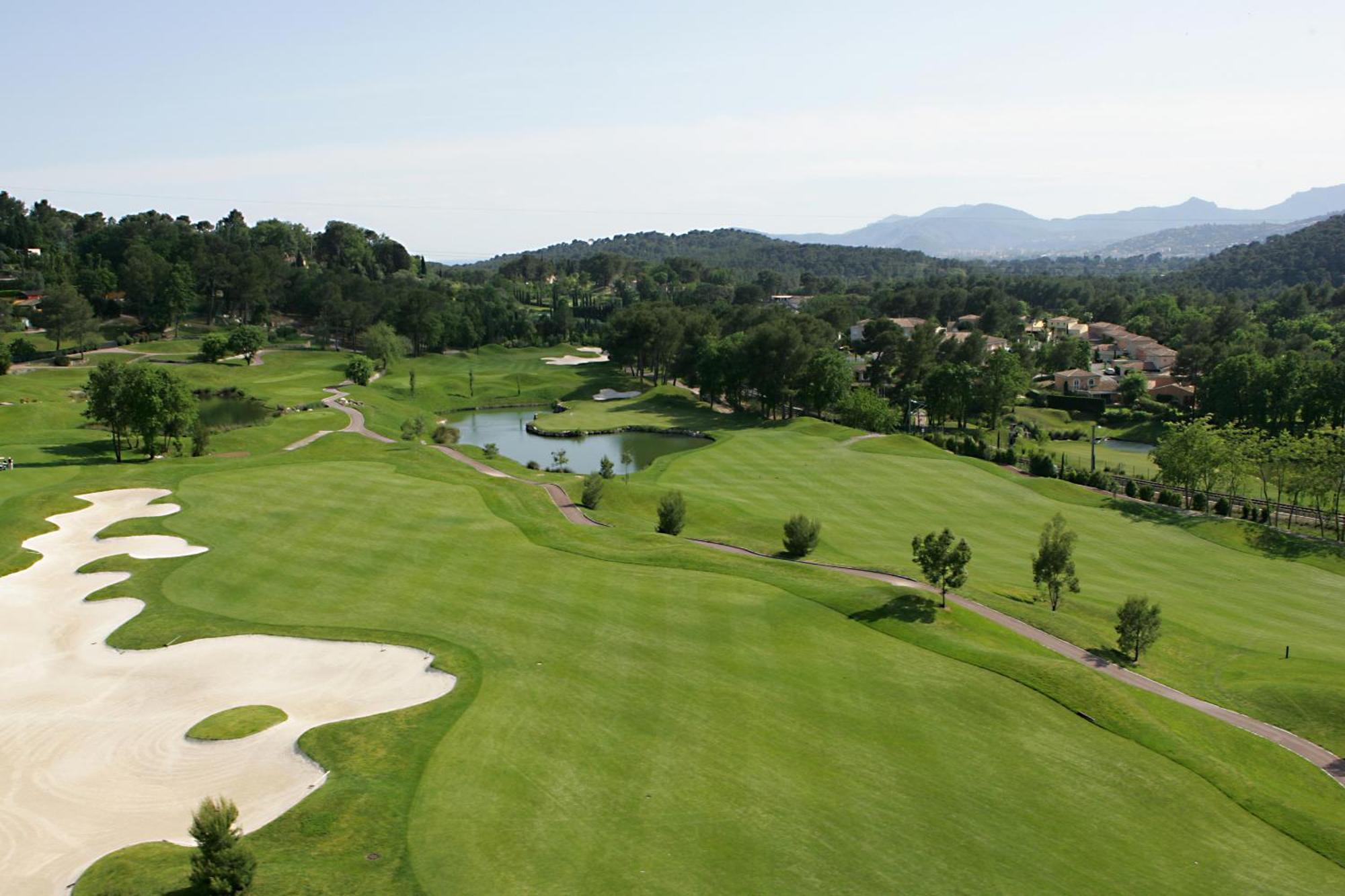Royal Mougins Golf, Hotel & Spa De Luxe Exteriör bild