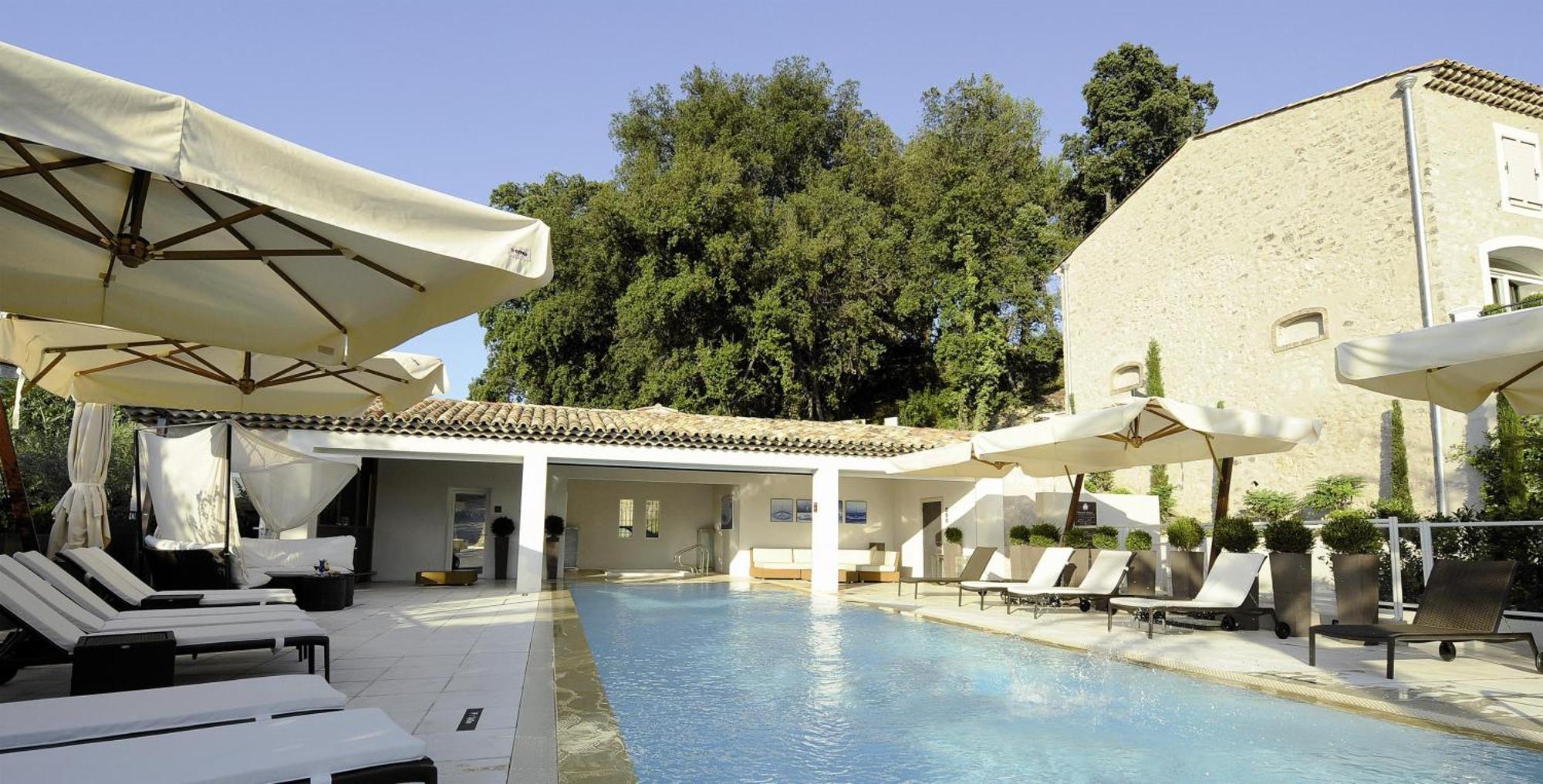 Royal Mougins Golf, Hotel & Spa De Luxe Exteriör bild
