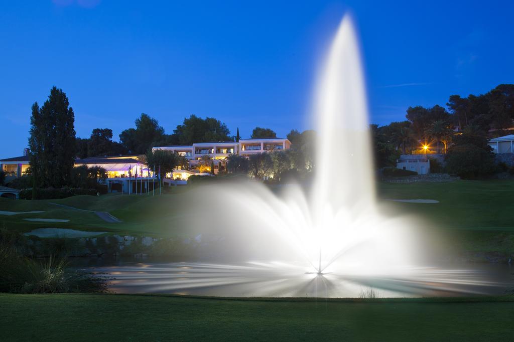 Royal Mougins Golf, Hotel & Spa De Luxe Exteriör bild